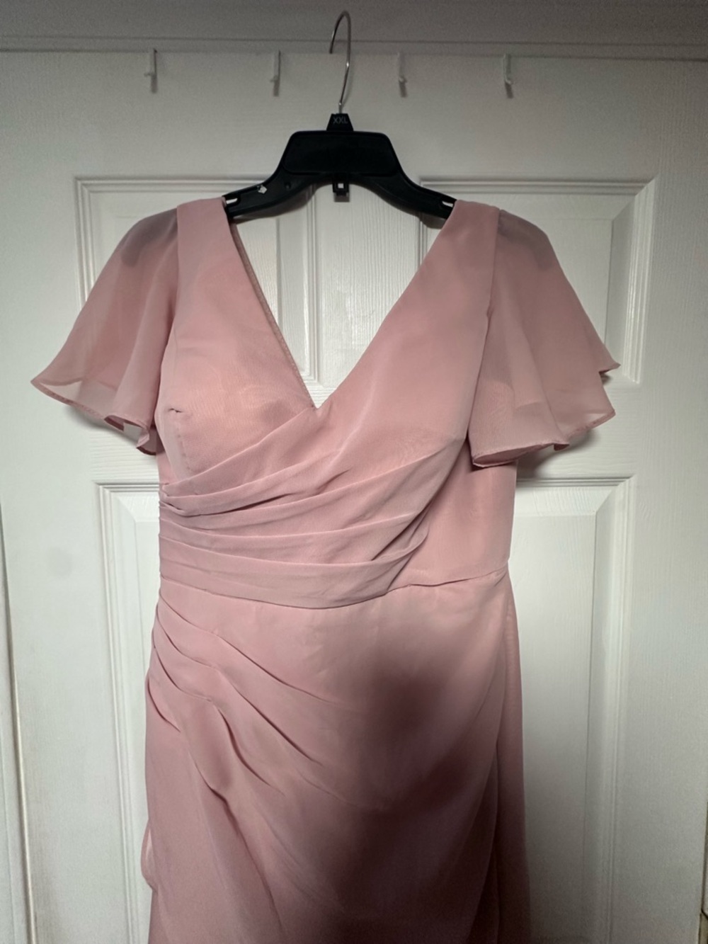 Chiffon V-Neck Midi Dress in Blush Pink